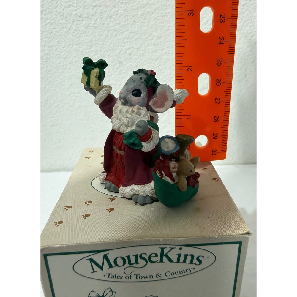 Midwest of Cannon Falls MouseKins Santa Mouse Gift Giver Figurine 12148-1 - Picture 3 of 8